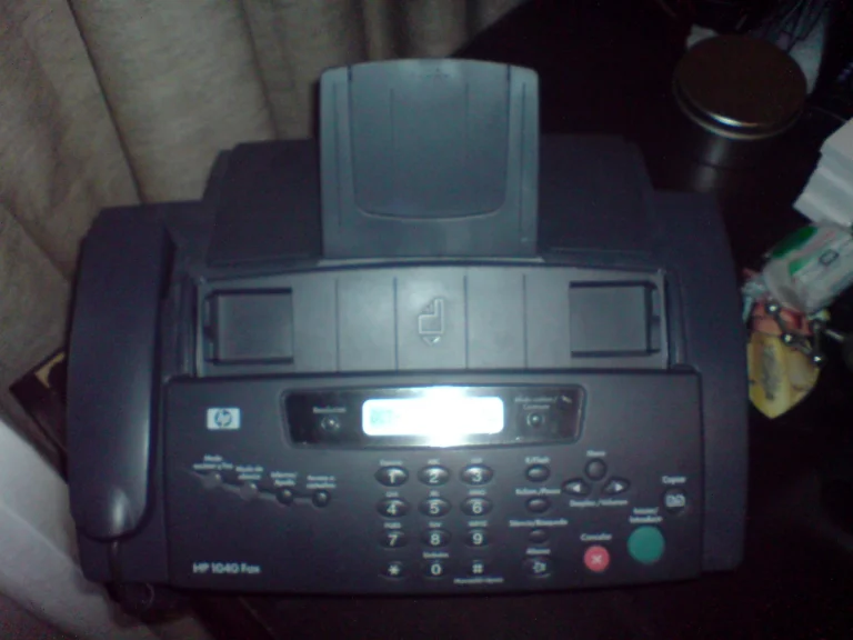 iak-pratsiuie-faks-pryntsyp-peredachi-dokumentiv-po-telefonnii-linii-ae88